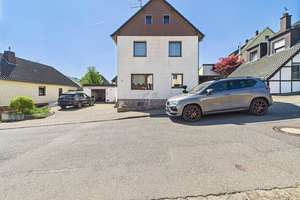 Gepflegtes Einfamilienhaus mit Garten und Großgarage in Kreuzau-Obermaubach! – Die vollständige Adresse der Immobilie erhältst du vom Anbieter., 52372 Kreuzau – Vorschaubild 2