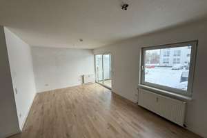 Erste gemeinsame Wohnung? Hier passt’s! - 2 Zimmer Erdgeschosswohnung mit Balkon