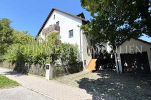 Großzügige Doppelhaushälfte mit Garage in guter Lage von Freising