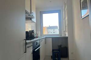 Hübsche helle 2 ZW mit Balkon, Einbauküche und Tageslichtbad – 60323 Westend-Süd, Frankfurt am Main – Vorschaubild 5