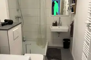 Geschmackvolle 2,5-Raum-Wohnung mit Balkon in Düsseldorf – Düsseldorf – Vorschaubild 5