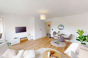 SANIERT EINZIEHEN // 3 ZIMMER-BALKON-WOHNUNG MIT NEUER EINBAUKÜCHE