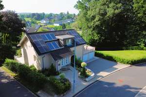 Exklusives und unabhängiges Wohnen auf 3 Ebenen - energieeffizient und zukunftssicher