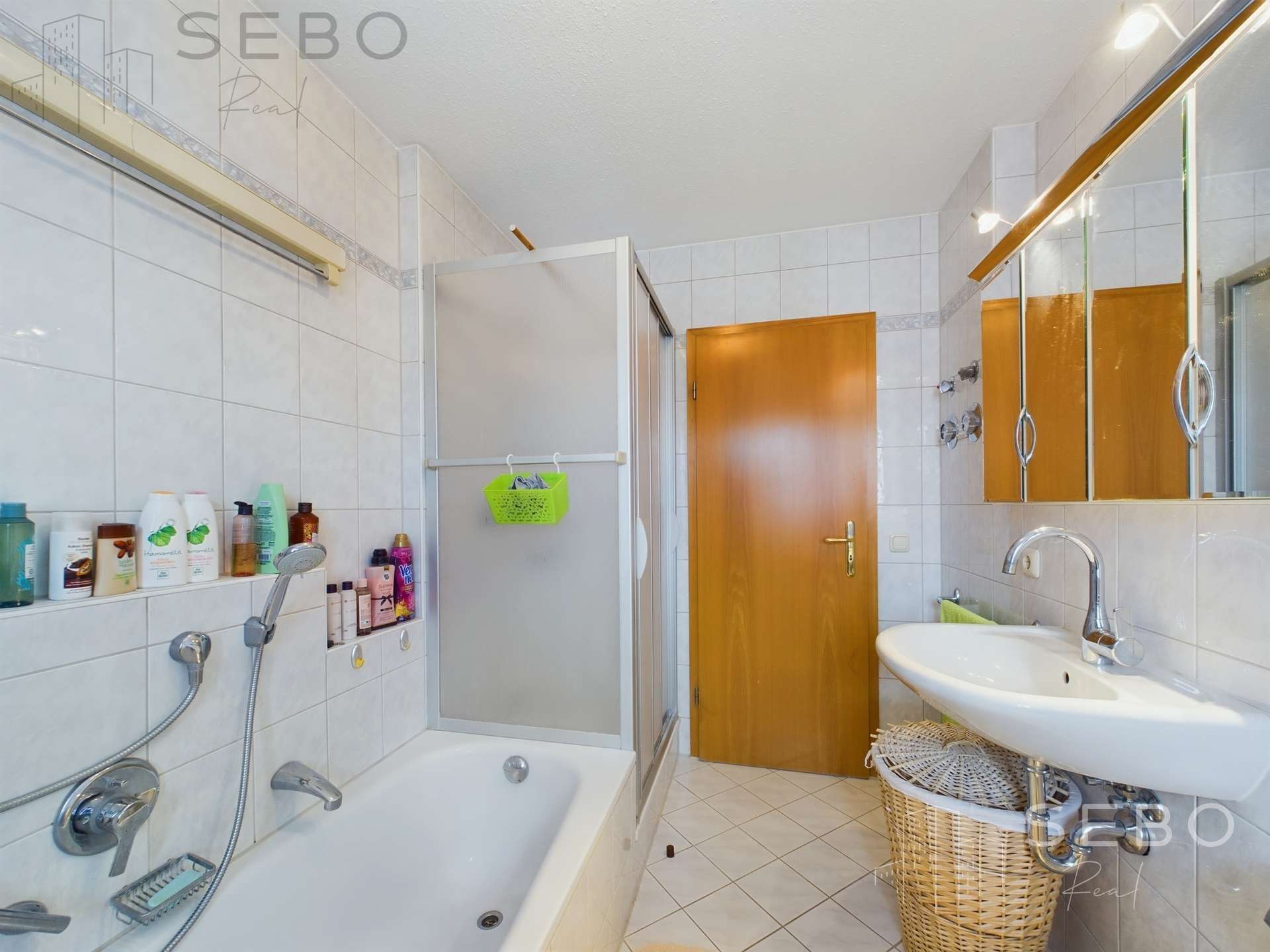 Immobilie in Bernau am Chiemsee - Attraktive 3-Zimmer-Wohnung mit 3 Balkonen in begehrter Lage von Bernau am Chiemsee - Bild 3