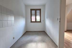 Wohnen, wo andere Erholung suchen: Charmante sanierte 3 Zimmer-Oase am Wertachpark Augsburg – Die vollständige Adresse der Immobilie erhältst du vom Anbieter., 86154 Oberhausen-Nord, Augsburg – Vorschaubild 4