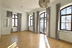 Bezugsfrei ab Juli 2026! Tolle 3-Raumwohnung in historischem Gebäude in Dresden-Pieschen ! – Barbarastr. 43a, 1129 Pieschen-Nord/Trachenberge, Dresden – Vorschaubild 1