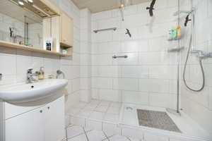 Attraktive Doppelhaushälfte mit Garage in Benrath – Düsseldorf – Vorschaubild 15