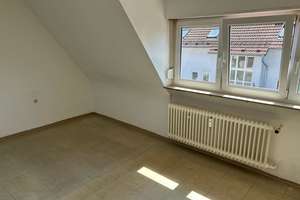3-Familiendoppelhaushälfte in Top Lage,                 
 und 3 Wohnungen zum planen und nutzen – Die vollständige Adresse der Immobilie erhältst du vom Anbieter., 71384 Weinstadt – Vorschaubild 7