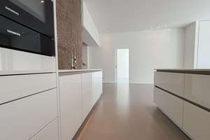 PAPILLON I WOHNEN AUF ZWEI EBENEN MIT GROSSER TERRASSE IN RHEINNÄHE