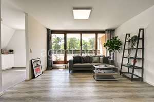 MÖBLIERT - IDYLLISCH WOHNEN - Schöne Wohnung mit Balkon – Die vollständige Adresse der Immobilie erhältst du vom Anbieter., 70195 Botnang-Süd, Stuttgart – Vorschaubild 2