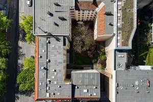 3-Zimmer Dachgeschosswohnung nahe Friedrichstraße! – Die vollständige Adresse der Immobilie erhältst du vom Anbieter., 10115 Mitte (Ortsteil), Berlin – Vorschaubild 2