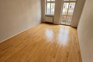 ***Charmante 1-Zimmerwohnung in zentraler Lage*** – Wichertstraße 39a, 10439 Berlin – Vorschaubild 1