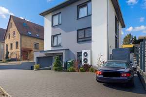 Einfamilienhaus in Oberderdingen inklusive Einliegerwohnung, Pool & Sauna – Die vollständige Adresse der Immobilie erhältst du vom Anbieter., 75038 Oberderdingen – Vorschaubild 3