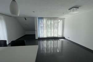 3,5-Zimmer-Wohnung mit Balkon: Neu-Ulm