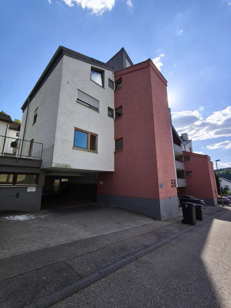 Gepflegte 3-Zimmer-Maisonette mit 3 Balkonen, Gäste-WC, Stellplatz & Keller Heidenheim-Mergelstetten