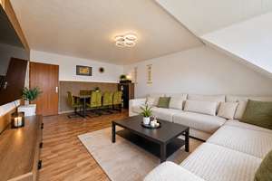 Wohnen mit Charme: Großzügige 3-Zimmer-Eigentumswohnung mit Loggia in Leverkusen