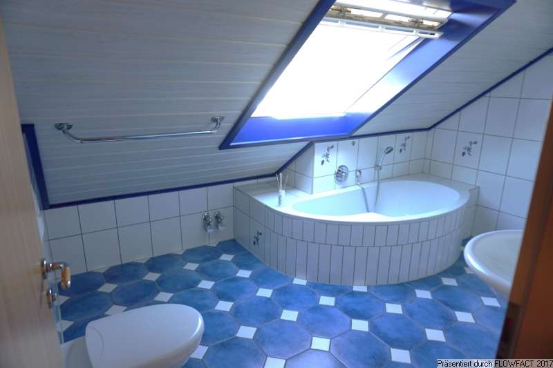 Immobilie in Wipperfürth - Schöne 5-Zimmerwohnung in ruhiger Wohnstraße als Kapitalanlage - Bild 1