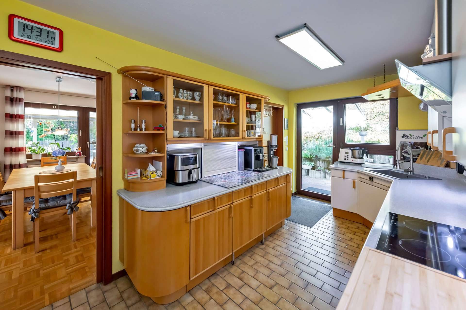 Immobilie in Adelberg - Wohnen mit der Familie unter einem Dach- attraktives Generationshaus - Bild 16