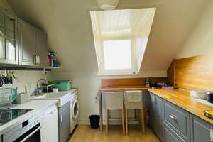 4-Zimmer-Dachgeschosswohnung in Düsseldorf-Wersten – Kölner Landstraße 62, 40591 Wersten, Düsseldorf – Vorschaubild 2