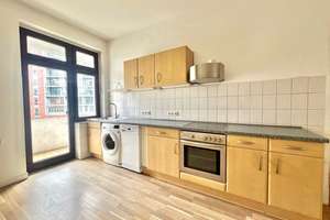 Wohnen im 💛 - Ehrenfelds– deine 2,5 Zimmer Wohnung mit EBK ✨