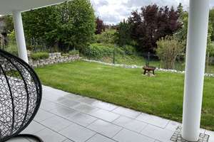Top-Exklusiv : Haus mit gehobener Innenausstattung und rießen Terrasse, Garten und Garage – Lengdorfer Straße 11, 84424 Isen – Vorschaubild 1