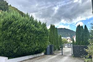 Außergewöhnliches EFH mit Einliegerwohnung und großem  Grundstück in Calmbach (Bad Wildbad) – Die vollständige Adresse der Immobilie erhältst du vom Anbieter., 75323 Bad Wildbad – Vorschaubild 1