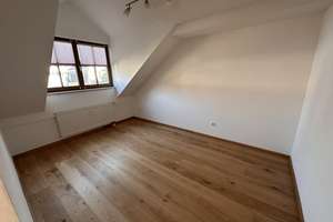 Traumhafte 2,5 Zi Dachterrassen-Galeriewohnung mit Tiefgarage Berg am Laim/Trudering – 81671 Berg am Laim Ost, München – Vorschaubild 24