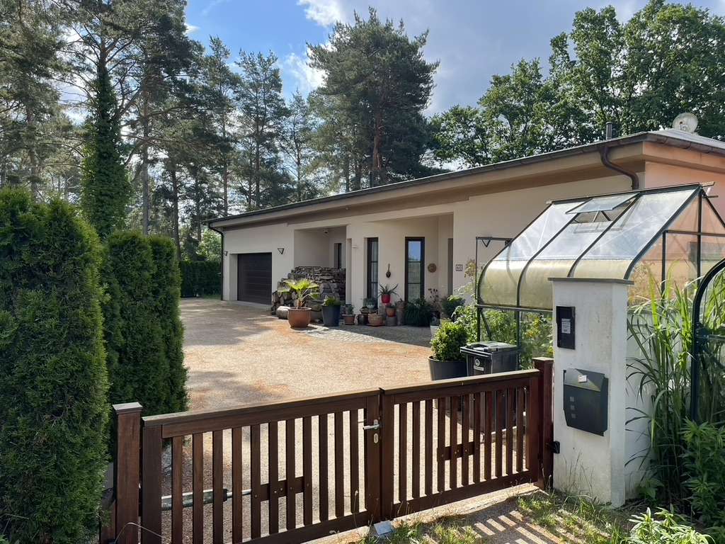 Immobilie in Wustrow - Wassergrundstück mit Villa -  von Privat - Bild 1