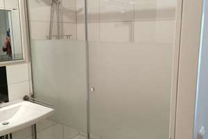 Gepflegte 2,5-Zimmer-EG-Wohnung mit komplett ausgestatteter Küche, Garten und TG-Stellplatz – Lohstraße 49b, 45359 Bedingrade, Essen – Vorschaubild 8