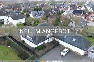 Großzügige Unternehmervilla in begehrter Lage von Verl – mit Schwimmbad und viel Potenzial – Die vollständige Adresse der Immobilie erhältst du vom Anbieter., 33415 Verl – Vorschaubild 1