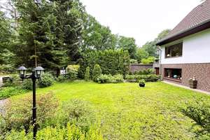 GROSSZÜGIGES HAUS AUF TRAUMHAFTEN GRUNDSTÜCK:
IDYLLISCHE LAGE SÜDLICH DES STADTPARKS – Die vollständige Adresse der Immobilie erhältst du vom Anbieter., 21244 Buchholz in der Nordheide – Vorschaubild 2