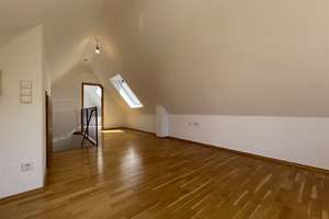 Lichtdurchflutete Maisonette-Wohnung in Stuttgart-Sommerrain - nur 2 Min. Fußweg zur U-Bahn – Die vollständige Adresse der Immobilie erhältst du vom Anbieter., 70374 Sommerrain, Stuttgart – Vorschaubild 23