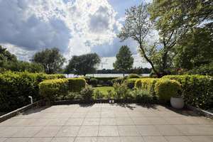 Ein Diamant an besonderer Adresse: luxuriöse Wohnrarität mit Alsterblick – Die vollständige Adresse der Immobilie erhältst du vom Anbieter., 22085 Uhlenhorst, Hamburg – Vorschaubild 2