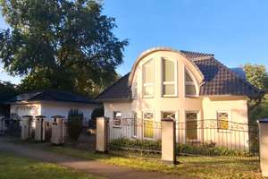 Luxuriöse Villa auf 3000 qm Parkgrundstück mit Doppelgarage,  beh. überdachten Pool, Sauna v. Klafs – Die vollständige Adresse der Immobilie erhältst du vom Anbieter., 16548 Glienicke/Nordbahn – Vorschaubild 3