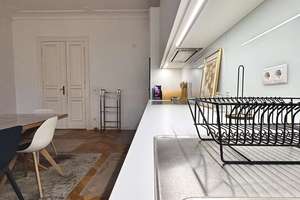 Altbau-Ikone mit Lift, Balkon, Stuck & High-End-Design - Friedrichshain Bestlage – Die vollständige Adresse der Immobilie erhältst du vom Anbieter., 10243 Friedrichshain, Berlin – Vorschaubild 10