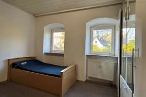 Viel Platz im MFH mit Garten, Zentrumslage von 91788 Pappenheim – Die vollständige Adresse der Immobilie erhältst du vom Anbieter., 91788 Pappenheim – Vorschaubild 4