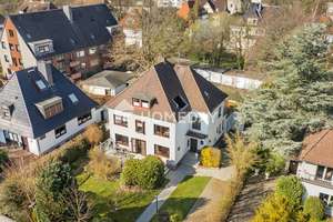Erstklassig saniert | MFH mit 1/3 vermieteten Einheiten | freies EG & DG in Geestemünde