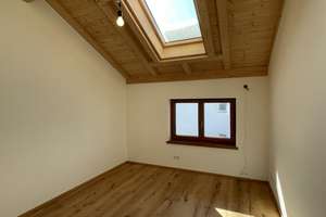 energieeffiziente Neubau-Doppelhaushälfte mit bezauberndem Garten und Garage in Ohlstadt bei Murnau – Die vollständige Adresse der Immobilie erhältst du vom Anbieter., 82441 Ohlstadt – Vorschaubild 8