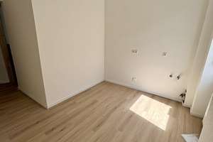 Erstbezug nach Renovierung! 3-Zimmerwohnung in top Lage! – 60385 Ostend, Frankfurt am Main – Vorschaubild 3