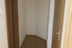 Vermietete 2-Zimmer-Wohnung in Chemnitz – Kapitalanlage mit Badewanne, Keller & Abstellraum – Zeißstraße 14, 9131 Hilbersdorf, Chemnitz – Vorschaubild 7
