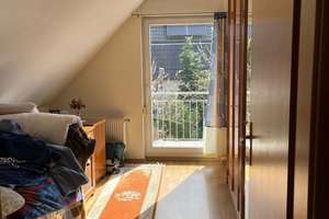 Gepflegtes Familienhaus mit Garten und Kamin in ruhiger Lage – Achardstraße 7, 12621 Kaulsdorf, Berlin – Vorschaubild 9