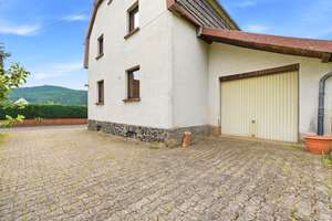 Charmantes Einfamilienhaus auf 931m² Grund mit viel Potenzial, Garage und Garten in Antweiler – Die vollständige Adresse der Immobilie erhältst du vom Anbieter., 53533 Antweiler – Vorschaubild 42
