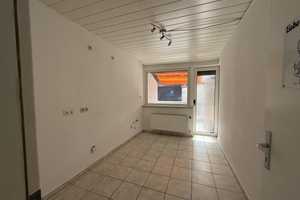 Großzügiges 2-Familienhaus in ruhiger Lage von Herrnsheim - EG vermietet, DG frei, Garage und Balkon – Worms – Vorschaubild 4