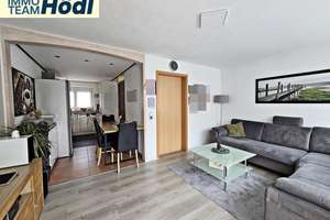 Tolles Reihenmittelhaus ohne Garage oder AAP im Freien sucht neuen Eigentümer!! – Die vollständige Adresse der Immobilie erhältst du vom Anbieter., 72760 Reutlingen-Mitte, Reutlingen – Vorschaubild 6