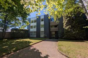 Stilvolles Investment mit großzügiger Loggia in Düsseldorfs Premiumlage Kaiserswerth – Die vollständige Adresse der Immobilie erhältst du vom Anbieter., 40474 Kaiserswerth, Düsseldorf – Vorschaubild 20