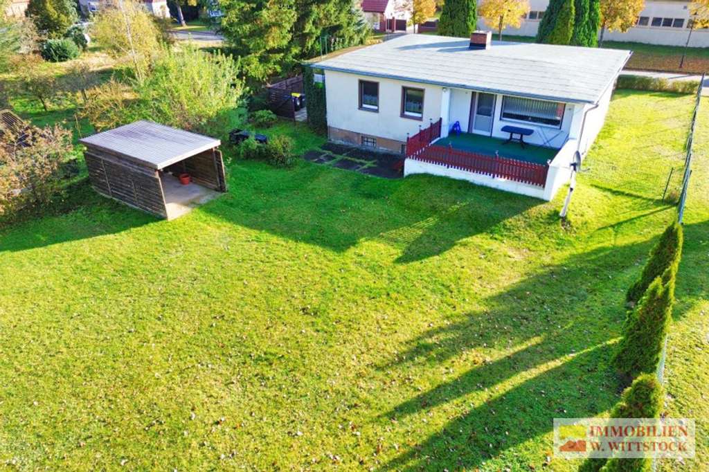 Immobilie in Wittstock/Dosse - Grundstück mit Einfamilienhaus in Seenähe - Bild 0