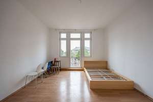 Nahezu leerstehendes Mehrfamilienhaus mit großem Entwicklungspotenzial – Die vollständige Adresse der Immobilie erhältst du vom Anbieter., 76131 Oststadt, Karlsruhe – Vorschaubild 6