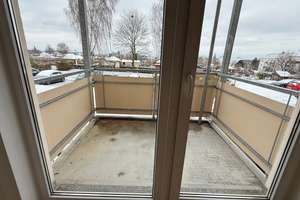 TOP Wohnlage mit Süd-Balkon am Wohnzi. !! – Sachsenring 41, 9127 Gablenz, Chemnitz – Vorschaubild 17