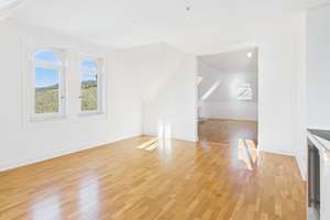 Ruhig gelegene 3,5-Zimmer-Dachgeschosswohnung mit grandioser Dachterrasse nahe dem Stadtwald – Die vollständige Adresse der Immobilie erhältst du vom Anbieter., 65193 Nordost, Wiesbaden – Vorschaubild 6