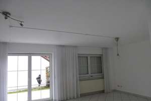 Helle, moderne Doppelhaushälfte , Balkon, Garten, und Garage – Die vollständige Adresse der Immobilie erhältst du vom Anbieter., 85107 Baar-Ebenhausen – Vorschaubild 2
